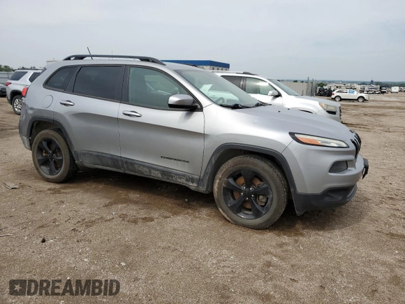 2015 Jeep Cherokee Latitude z VIN 1C4PJMCB9FW727658, wystawiony jako Copart lot #59436625 z przebiegiem 152 595 mil mil oraz Czysty tytuł • Clean title. Historia ofert i sprzedaży dostępna na DreamBid. Obrazek 4.