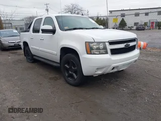 2007 Chevrolet Avalanche 3LT z VIN 3GNFK12337G136637, wystawiony jako IAAI lot #41089209 z przebiegiem 180 552 mil mil oraz . Historia ofert i sprzedaży dostępna na DreamBid. Obrazek 1.