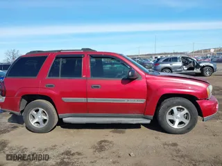 2002 Chevrolet TrailBlazer LS with VIN 1GNDT13S422138585, listed as a IAAI auction lot 41498102 with 1 mi miles. Bid and sale history available at carsss.com. Image 13.