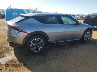 2023 Kia EV6 Wind with VIN KNDC34LA7P5609809, listed as a Copart auction lot 75120834 with 26,977 mi miles and Clean Title. Bid and sale history available at carsss.com. Image 3.