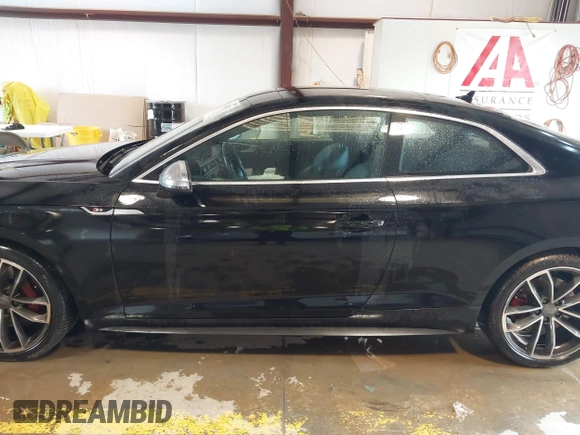 2018 Audi S5 Prestige z VIN WAUR4AF57JA022669, wystawiony jako IAAI lot #42214611 z przebiegiem 44 856 mil mil oraz . Historia ofert i sprzedaży dostępna na DreamBid. Obrazek 14.