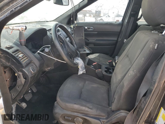 2017 Ford Police Interceptor Utility z VIN 1FM5K8AT7HGD60193, wystawiony jako Copart lot #46113325 z przebiegiem 135 014 mil mil oraz Szkoda całkowita • Salvage title. Historia ofert i sprzedaży dostępna na DreamBid. Obrazek 7.