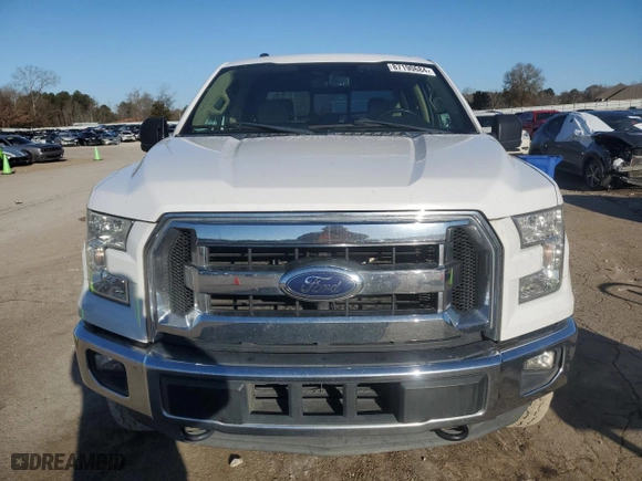 2015 Ford F-150 XLT w/HD Payload Pkg with VIN 1FTFW1EG1FKD03354, listed as a Copart auction lot 87190684 with 185,579 mi miles and Salvage Title. Bid and sale history available at carsss.com. Image 5.