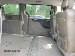 2014 Chrysler Town & Country Limited z VIN 2C4RC1GG3ER151709, wystawiony jako Copart lot #58435695 z przebiegiem 244 241 mil mil oraz Szkoda całkowita • Salvage title. Historia ofert i sprzedaży dostępna na DreamBid. Obrazek 11.