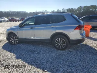 2020 Volkswagen Tiguan SE with VIN 3VV3B7AX8LM121003, listed as a Copart auction lot 44788675 with 39,800 mi miles and Salvage Title. Bid and sale history available at DreamBid. Image 2.