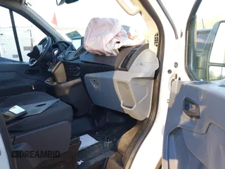 2019 Ford Transit with VIN 1FTYR1YM8KKB35286, listed as a IAAI auction lot 41296409 with 51,489 mi miles and . Bid and sale history available at DreamBid. Image 5.