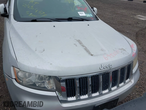 2011 Jeep Grand Cherokee Laredo with VIN 1J4RR4GG6BC646405, listed as a IAAI auction lot 42193470 with Not provided miles and . Bid and sale history available at DreamBid. Image 10.