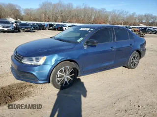2016 Volkswagen Jetta Sedan 1.4T SE with VIN 3VWD67AJ4GM320166, listed as a Copart auction lot 46384455 with 69,295 mi miles and Salvage Title. Bid and sale history available at carsss.com. Image 1.