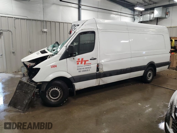 2015 Mercedes-Benz Sprinter Cargo with VIN WD3PE8DC1F5996188, listed as a Copart auction lot 42054875 with Not Provided miles and Clean Title. Bid and sale history available at carsss.com. Image 1.