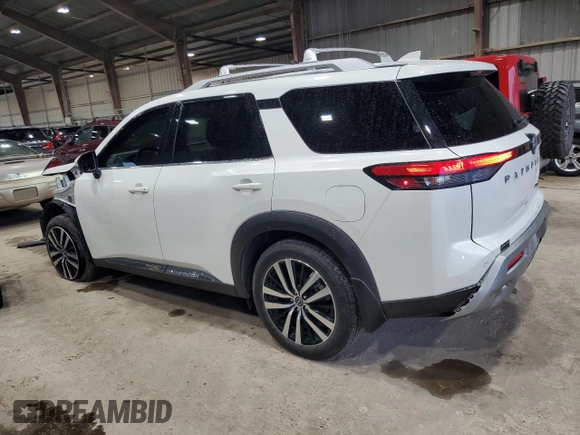 2023 Nissan Pathfinder Platinum z VIN 5N1DR3DH2PC254760, wystawiony jako Copart lot #55861115 z przebiegiem 20 265 mil mil oraz Szkoda całkowita • Salvage title. Historia ofert i sprzedaży dostępna na DreamBid. Obrazek 2.
