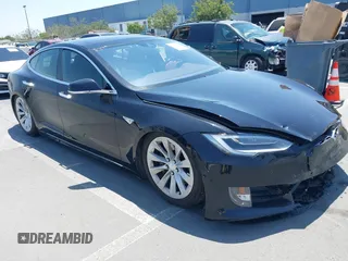 2016 Tesla Model S 90D с VIN 5YJSA1E28GF138208, выставлен на аукционе IAAI как лот 42432676 с пробегом 141 356 миль миль и . История ставок и продаж доступна на DreamBid. Изображение 1.