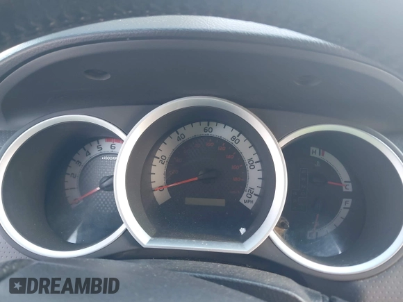 2013 Toyota Tacoma PreRunner z VIN 5TFJU4GN1DX046628, wystawiony jako IAAI lot #41216083 z przebiegiem Nie podano mil oraz . Historia ofert i sprzedaży dostępna na DreamBid. Obrazek 7.