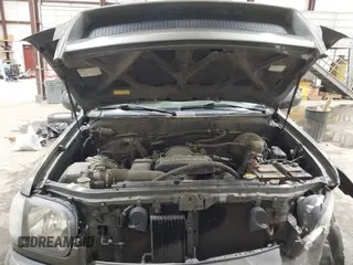 2005 Toyota Tundra SR5 with VIN 5TBDT441X5S474120, listed as a IAAI auction lot 41875834 with 253,304 mi miles and . Bid and sale history available at DreamBid. Image 10.