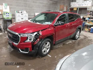 2022 GMC Terrain SLE z VIN 3GKALTEV2NL147016, wystawiony jako IAAI lot #41515528 z przebiegiem 23 688 mil mil oraz . Historia ofert i sprzedaży dostępna na DreamBid. Obrazek 2.