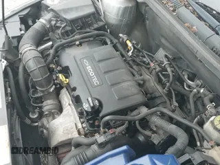 2015 Chevrolet Cruze LT z VIN 1G1PC5SB9F7110779, wystawiony jako IAAI lot #43569936 z przebiegiem 117 117 mil mil oraz . Historia ofert i sprzedaży dostępna na DreamBid. Obrazek 17.