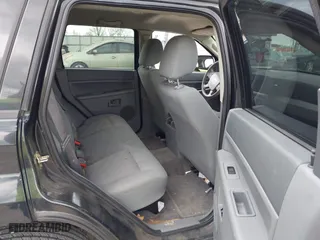 2005 Jeep Grand Cherokee Laredo with VIN 1J4GS48K65C570266, listed as a IAAI auction lot 42026624 with 162,512 mi miles. Bid and sale history available at carsss.com. Image 8.