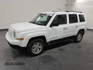 2017 Jeep Patriot Sport with VIN 1C4NJPBB1HD208726, listed as a Copart auction lot 48501985 with 39,112 mi miles and Clean Title. Bid and sale history available at carsss.com. Image 1.