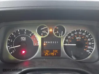 2006 Hummer H3 with VIN 5GTDN136368101786, listed as a IAAI auction lot 41538434 with 251,791 mi miles. Bid and sale history available at carsss.com. Image 7.