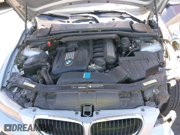 2010 BMW 3 Series 328i with VIN WBAPH5G54ANM34817, listed as a IAAI auction lot 42236730 with 121,871 mi miles and . Bid and sale history available at DreamBid. Image 10.