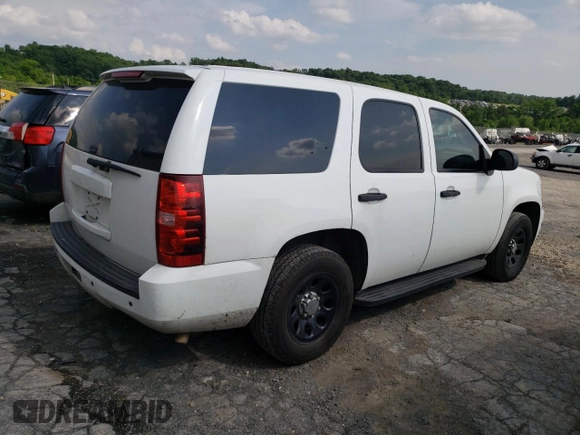 2013 Chevrolet Tahoe Commercial with VIN 1GNLC2E05DR328838, listed as a Copart auction lot 59747285 with 181,943 mi miles and Salvage title. Bid and sale history available at DreamBid. Image 3.