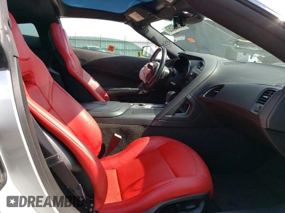 2015 Chevrolet Corvette 1LT with VIN 1G1YB2D77F5117062, listed as a Copart auction lot 59788353 with 67,679 mi miles. Bid and sale history available at carsss.com. Image 10.