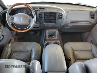 1998 Lincoln Navigator with VIN 5LMEU27L4WLJ06814, listed as a Copart auction lot 87290504 with 204,185 mi miles and Salvage title. Bid and sale history available at DreamBid. Image 8.