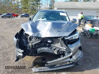 2020 Infiniti QX50 Luxe z VIN 3PCAJ5M38LF112019, wystawiony jako IAAI lot #41395539 z przebiegiem 35 908 mil mil oraz . Historia ofert i sprzedaży dostępna na DreamBid. Obrazek 13.