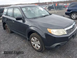2010 Subaru Forester 2.5X with VIN JF2SH6AC6AH758085, listed as a IAAI auction lot 41889351 with 130,209 mi miles. Bid and sale history available at carsss.com. Image 1.