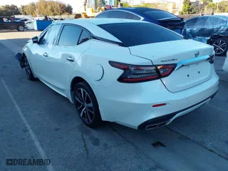 2021 Nissan Maxima SV with VIN 1N4AA6CV9MC502835, listed as a IAAI auction lot 41718687 with 9,379 mi miles. Bid and sale history available at carsss.com. Image 3.