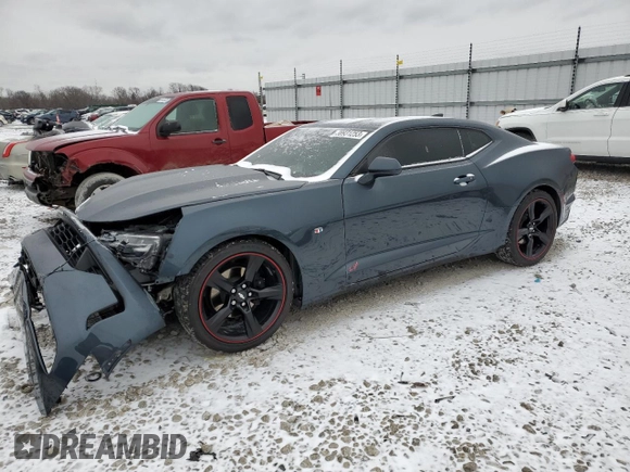 2020 Chevrolet Camaro 1LT with VIN 1G1FB1RS8L0116249, listed as a Copart auction lot 38931253 with 40,488 mi miles. Bid and sale history available at carsss.com. Image 1.