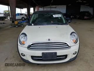2013 MINI Hardtop with VIN WMWSU3C50DT684488, listed as a Copart auction lot 45773045 with 137,192 mi miles and Clean Title. Bid and sale history available at DreamBid. Image 5.