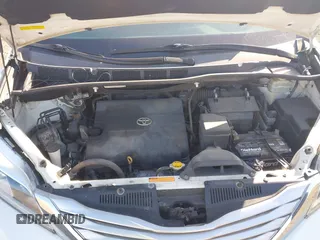 2016 Toyota Sienna Ltd with VIN 5TDDK3DC6GS140563, listed as a IAAI auction lot 41886329 with 130,460 mi miles. Bid and sale history available at carsss.com. Image 10.