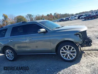2019 Ford Expedition Limited with VIN 1FMJU1KT1KEA22256, listed as a IAAI auction lot 41092563 with 85,159 mi miles. Bid and sale history available at carsss.com. Image 14.