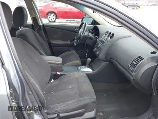 2010 Nissan Altima 3.5 SR with VIN 1N4BL2APXAN461269, listed as a IAAI auction lot 41688378 with 165,751 mi miles. Bid and sale history available at carsss.com. Image 5.