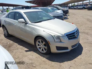 2013 Cadillac ATS Luxury z VIN 1G6AH5R35D0147866, wystawiony jako IAAI lot #42328457 z przebiegiem 142 197 mil mil oraz . Historia ofert i sprzedaży dostępna na DreamBid. Obrazek 1.