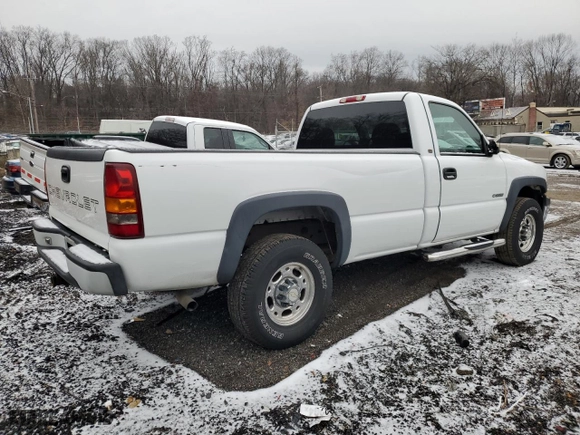2001 Chevrolet Silverado 2500 with VIN 1GCGC24U31Z315421, listed as a Copart auction lot 86219464 with 188,127 mi miles and Salvage Title. Bid and sale history available at carsss.com. Image 3.