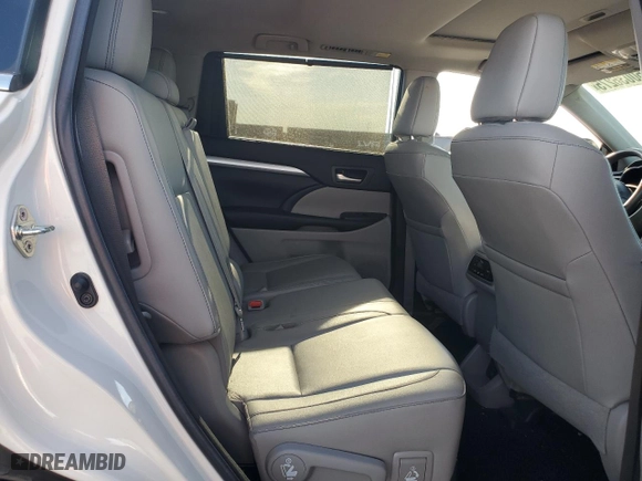 2017 Toyota Highlander XLE with VIN 5TDJZRFH9HS479748, listed as a Copart auction lot 50036275 with 86,313 mi miles and Salvage Title. Bid and sale history available at carsss.com. Image 11.