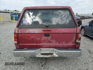 1996 Dodge Dakota z VIN 1B7FL26X0TS581123, wystawiony jako Copart lot #55069395 z przebiegiem 133 707 mil mil oraz Szkoda całkowita • Salvage title. Historia ofert i sprzedaży dostępna na DreamBid. Obrazek 6.