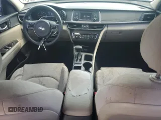2016 Kia Optima LX z VIN 5XXGT4L33GG069924, wystawiony jako Copart lot #57426715 z przebiegiem 139 047 mil mil oraz Szkoda całkowita • Salvage title. Historia ofert i sprzedaży dostępna na DreamBid. Obrazek 8.