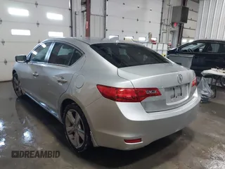 2015 Acura ILX with VIN 19VDE1F31FE006988, listed as a IAAI auction lot 41621229 with 50,222 mi miles. Bid and sale history available at carsss.com. Image 3.