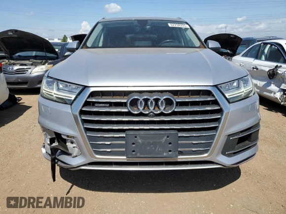 2017 Audi Q7 Premium Plus z VIN WA1LAAF79HD039916, wystawiony jako Copart lot #62238335 z przebiegiem 71 637 mil mil oraz Szkoda całkowita • Salvage title. Historia ofert i sprzedaży dostępna na DreamBid. Obrazek 5.