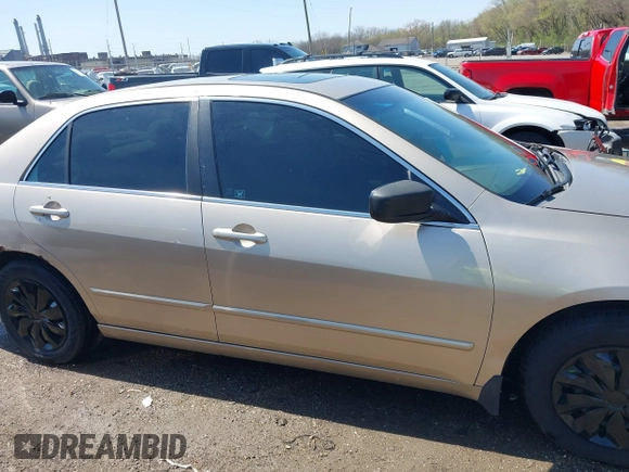 2005 Honda Accord EX with VIN 1HGCM56755A021710, listed as a IAAI auction lot 41939456 with 287,427 mi miles and . Bid and sale history available at DreamBid. Image 13.