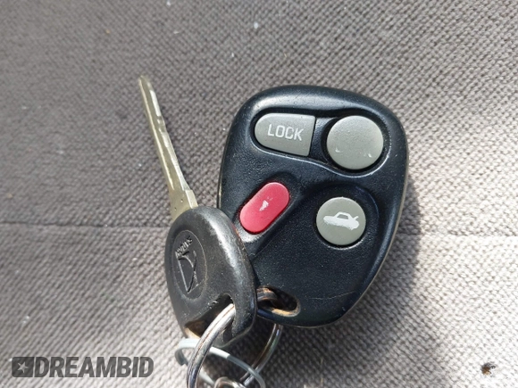2000 Saturn SL z VIN 1G8ZK5275YZ244530, wystawiony jako IAAI lot #41784896 z przebiegiem 50 332 mil mil oraz . Historia ofert i sprzedaży dostępna na DreamBid. Obrazek 11.