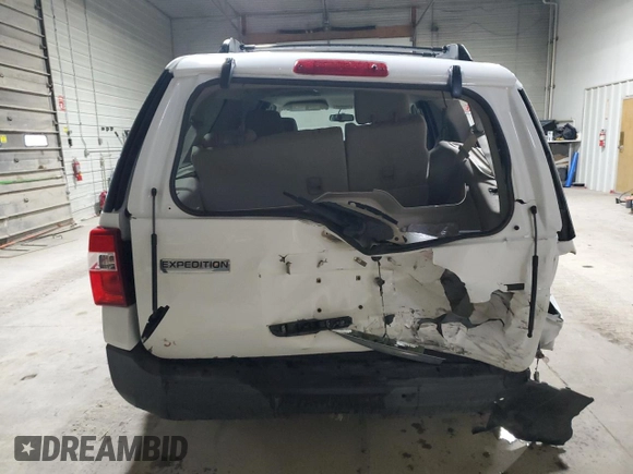 2013 Ford Expedition EL XL with VIN 1FMJK1G55DEF66911, listed as a Copart auction lot 61396244 with 68,608 mi miles and Non Repairable. Bid and sale history available at carsss.com. Image 6.