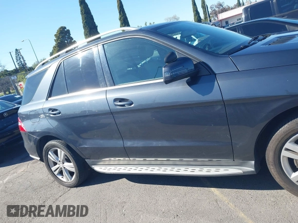 2013 Mercedes-Benz M 350 with VIN 4JGDA5JB3DA193378, listed as a IAAI auction lot 41806370 with 144,744 mi miles and . Bid and sale history available at DreamBid. Image 13.