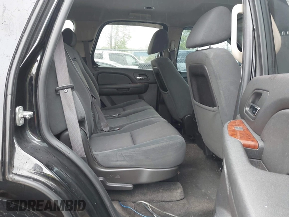 2009 Chevrolet Tahoe 2LT z VIN 1GNFK23009R296956, wystawiony jako IAAI lot #42143854 z przebiegiem 162 156 mil mil oraz . Historia ofert i sprzedaży dostępna na DreamBid. Obrazek 8.
