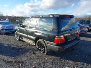 2000 Toyota Land Cruiser with VIN JT3HT05J7Y0110667, listed as a IAAI auction lot 41248220 with 208,043 mi miles. Bid and sale history available at carsss.com. Image 3.