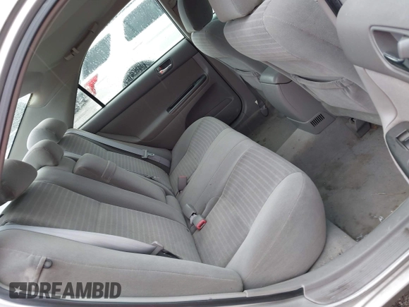 2005 Toyota Camry STD z VIN 4T1BE32K45U562005, wystawiony jako IAAI lot #42354477 z przebiegiem 205 193 mil mil oraz . Historia ofert i sprzedaży dostępna na DreamBid. Obrazek 8.