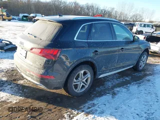 2019 Audi Q5 Premium with VIN WA1ANAFY9K2069635, listed as a IAAI auction lot 41252649 with 91,199 mi miles. Bid and sale history available at carsss.com. Image 4.