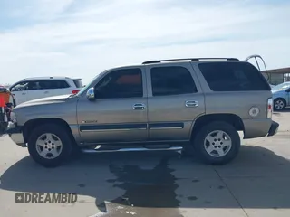 2003 Chevrolet Tahoe LS with VIN 1GNEC13V23R141539, listed as a IAAI auction lot 41812195 with 486,815 mi miles. Bid and sale history available at carsss.com. Image 15.
